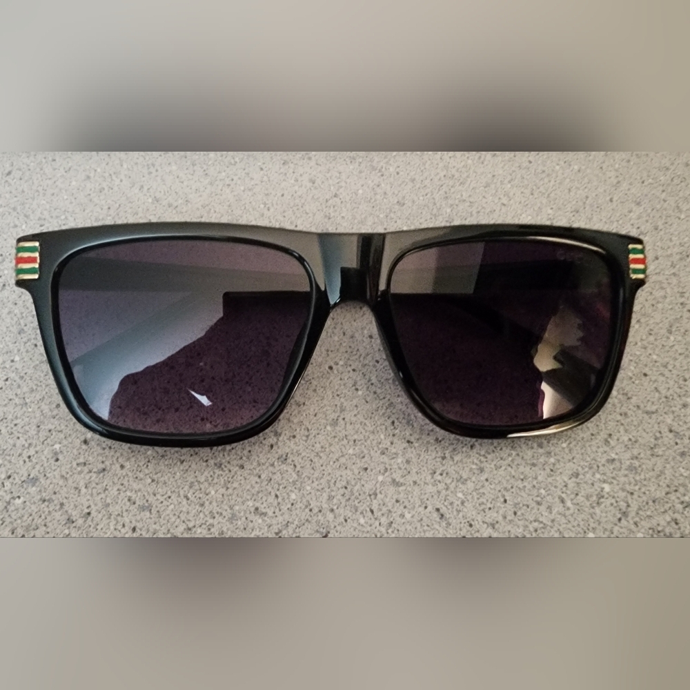 Luxury G Black Sunglasses with Dark Lenses